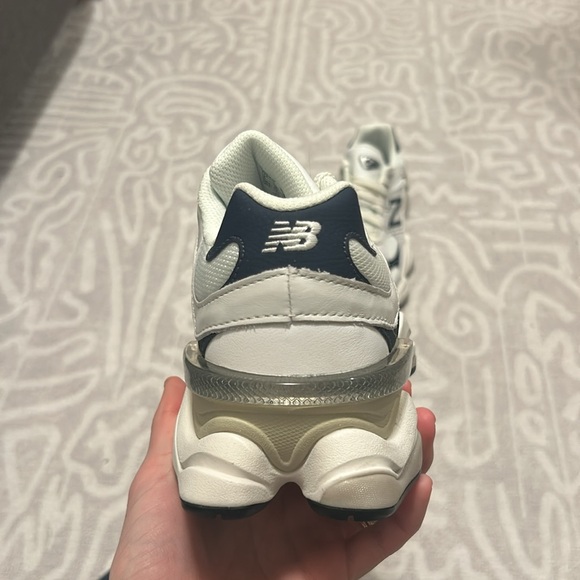 New Balance 9060 New - Picture 3 of 4